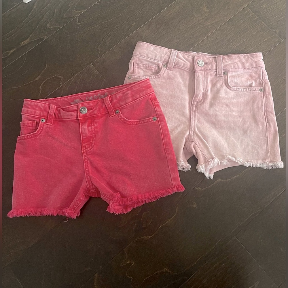Girl’s Cat & Jack denim shorts- 2 pair size M (8)- red, pink